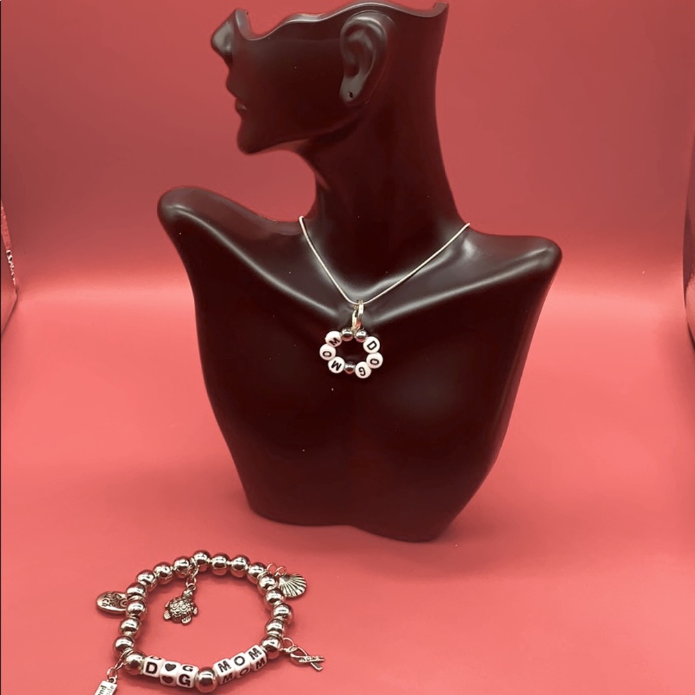 “DOG MOM” Necklace